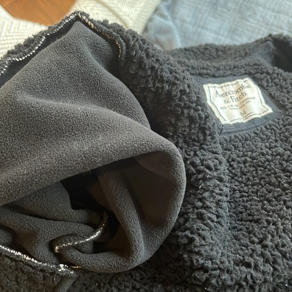 Abercrombie & Fitch jacket - Picture 6 of 6